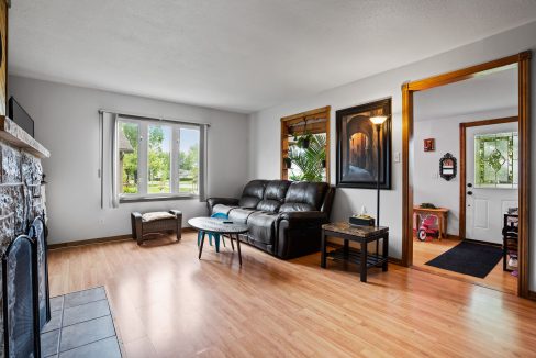 15-web-or-mls-488 Parkdale-15