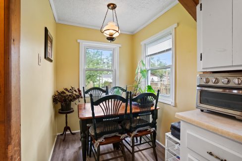 21-web-or-mls-488 Parkdale-21